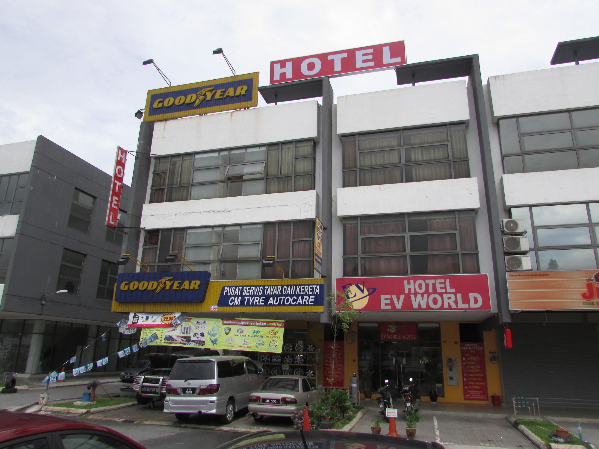 Hotel Zamburger Sungai Besi Kuala Lumpur Kültér fotó